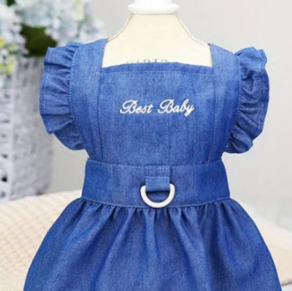 Pet dress